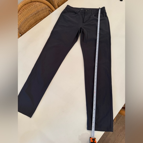Vuori Men’s Pants -worn once - Picture 11 of 13